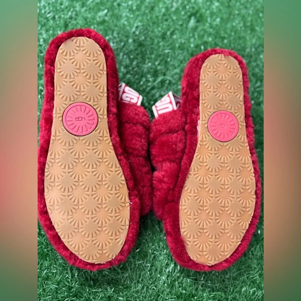 UGG Fluff Yeah Slide Women's Sheepskin Slipper‎ Sandals 1095119 Size 9